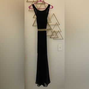 Maxi back cutout dress